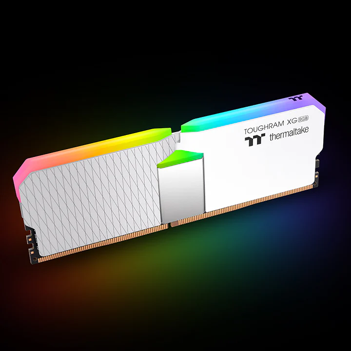 TOUGHRAM XG RGB Memory DDR4 3600MHz 16GB (8GB x2)-White - Image 4